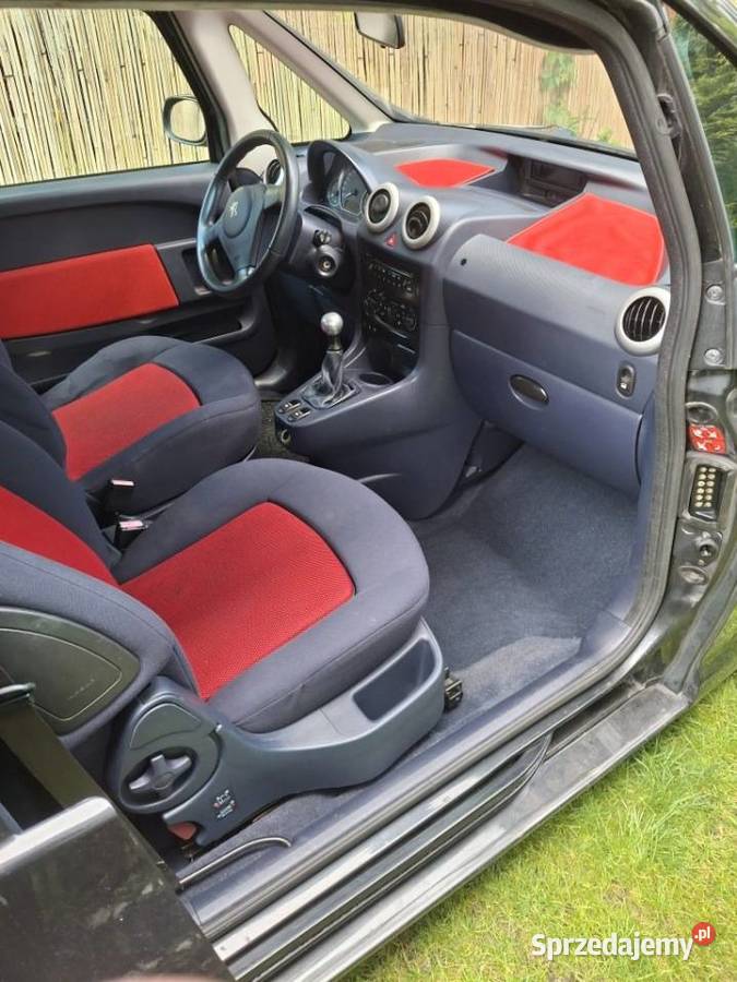 Peugeot 1007