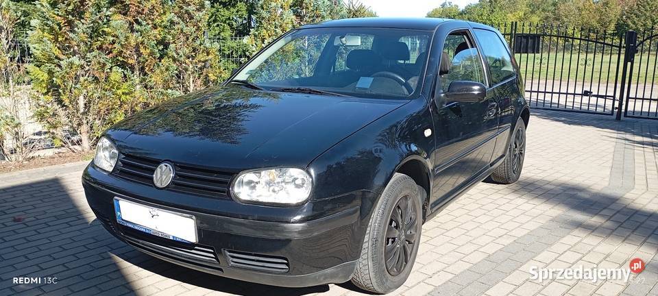 Piękny Golf 4 14 benzynaSprawna klima benzyna