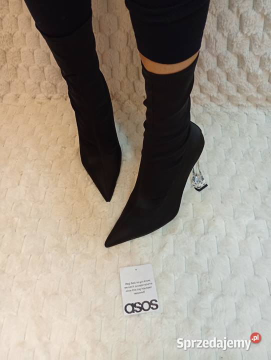 40 ASOS DesignCzarne botki w Szpic z Londynu z