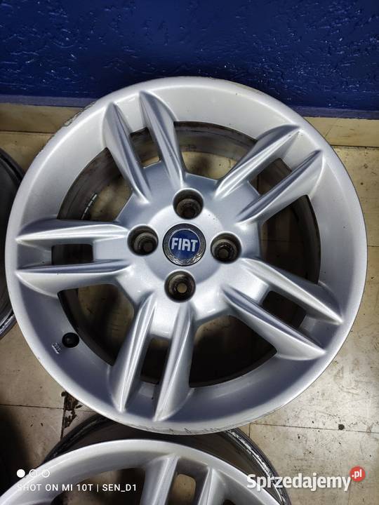 Felgi aluminiowe Fiat R 15 4x98 581 mm ET 33 Lublin