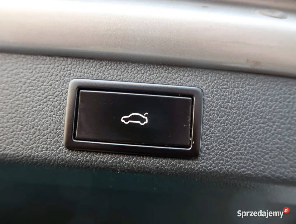 Skoda Superb 20 TDI 170 KOMBI 2015r Ambition