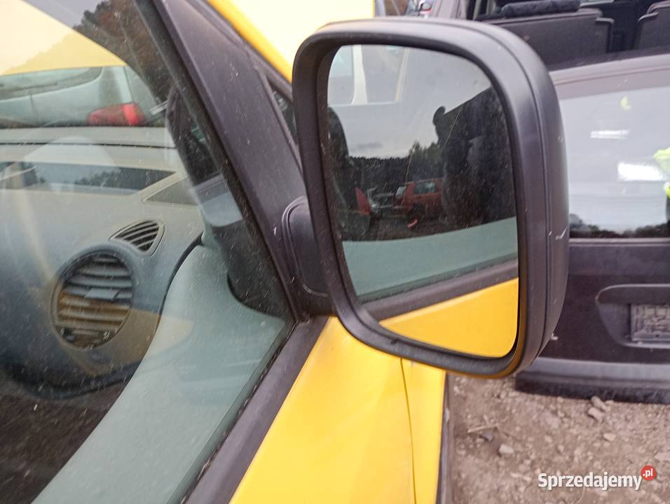 VW Caddy III 20 SDI lusterko części transport FV Wałbrzych