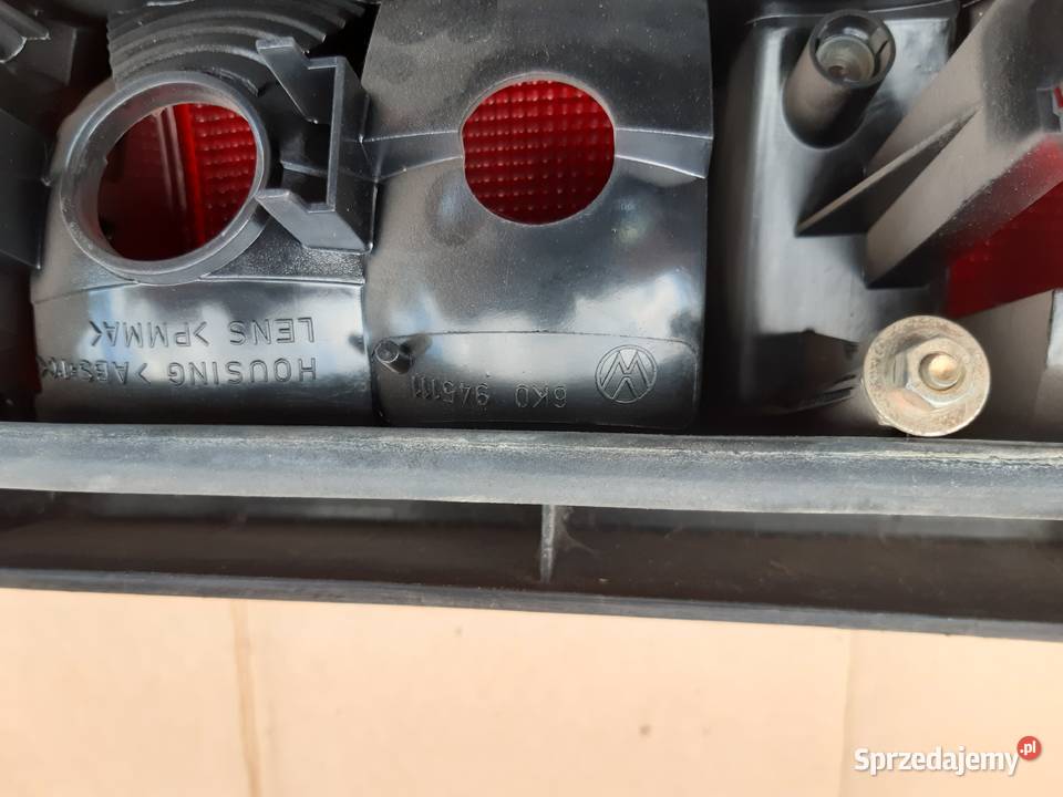 Polo III Kombi lampa tyl tylna prawa lewa mazowieckie Mińsk Mazowiecki