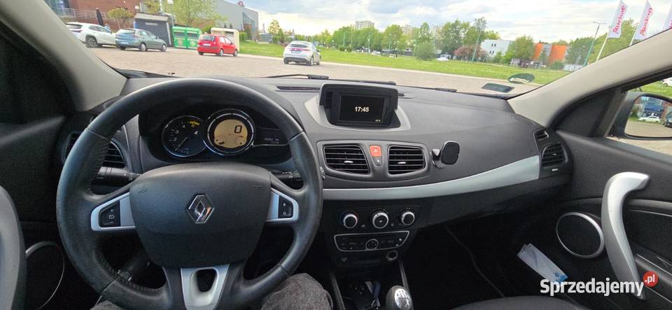 Renault Megane III 15 dCi 110 2011 r 194