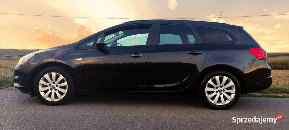Opel Astra J 16CDTi 110 154000 2015 z Niemiec radio Przeworsk