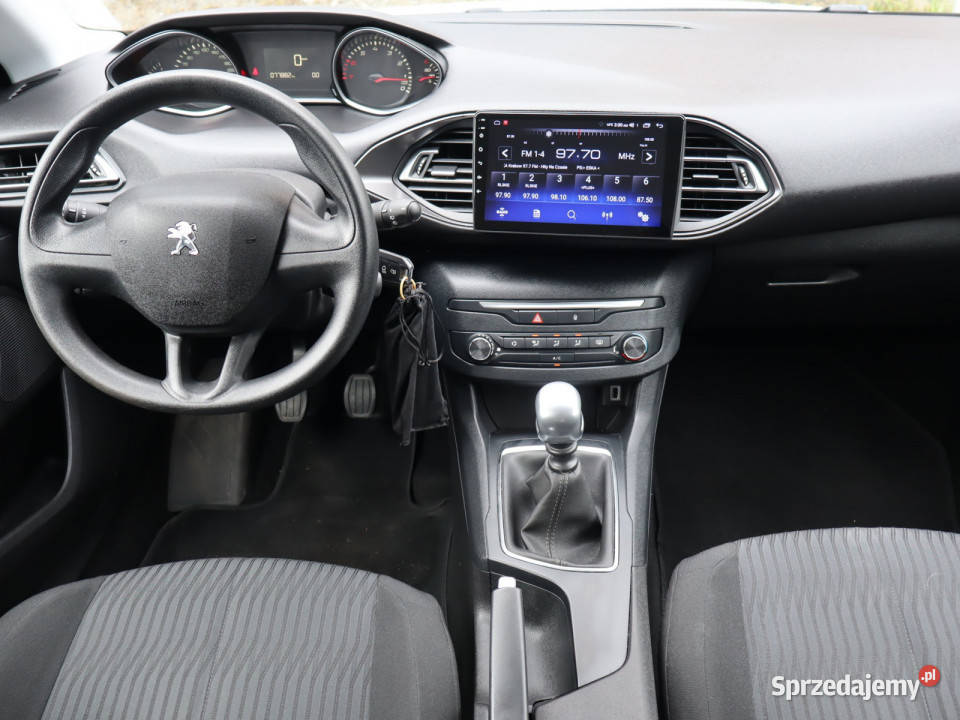 Peugeot 308 12 PureTech komputer pokładowy Katowice
