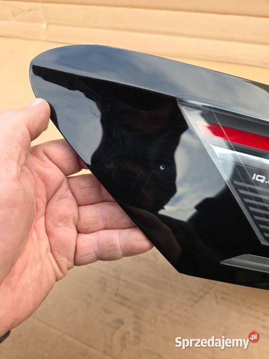 Lampa lewa lewy tył tylna VW Passat IX B9