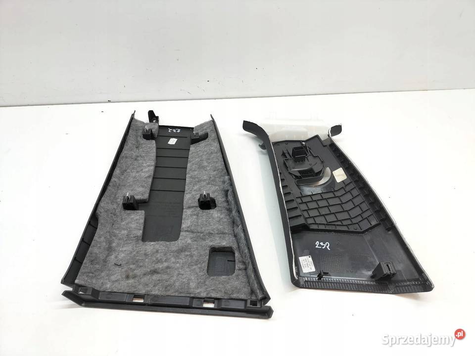 OSŁONA SŁUPKA B PRAWA CZARNA 3V Skoda Superb III sprzedam