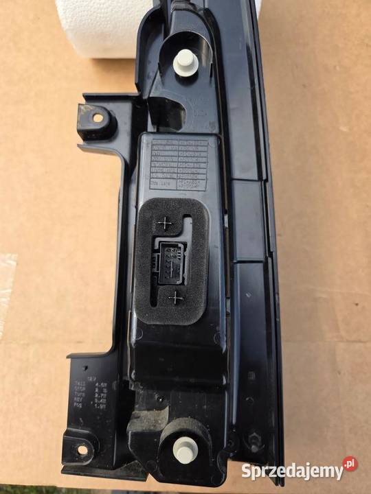 Lampa lewa lewy tył tylna VW Caddy V 2K7945207E dolnośląskie sprzedam