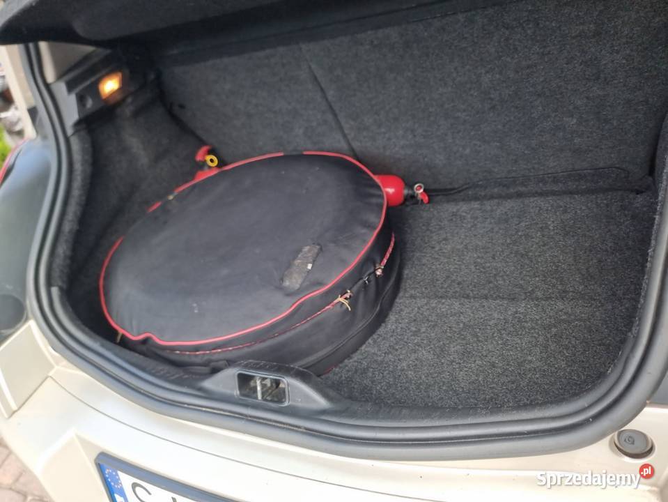 Renault Megane 16 z LPG welurowa tapicerka Dąbrowa Górnicza sprzedam