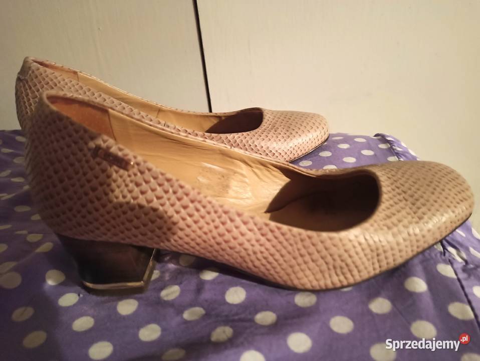 beżowe czółenka Częstochowa