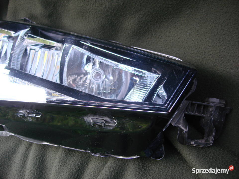Skoda Scala reflektor przedni prawy Ełk