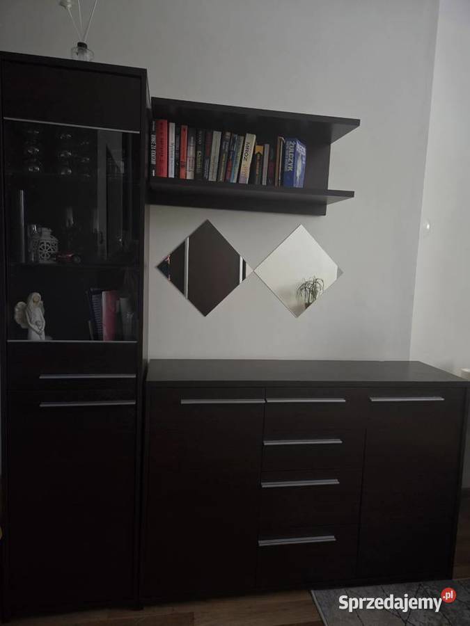 Zestaw mebli koloru Venge