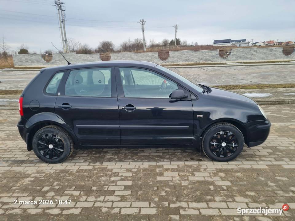 VW POLO ładne z opłatami 2002r sprzedam