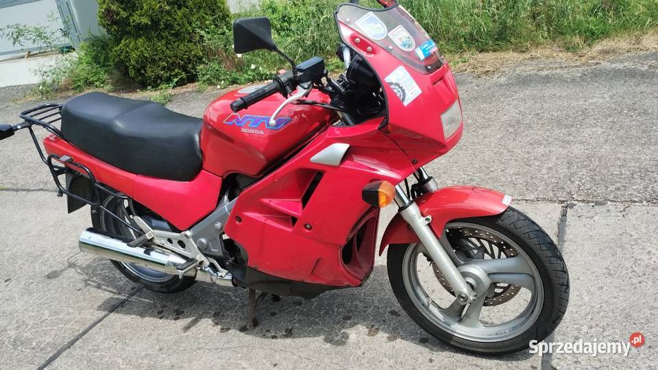 Honda NTV 650 revere Motoryzacja
