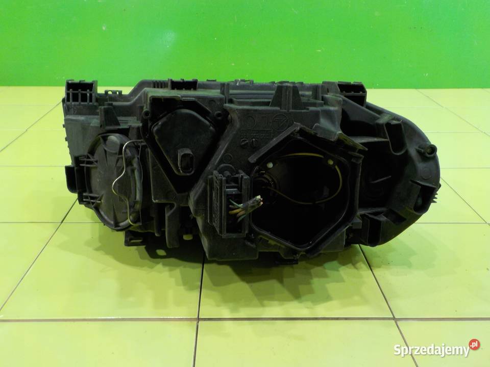 BMW X3 E83 20 D 05r 5D lampa lewa przod Suków