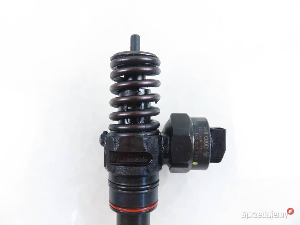 POMPOWTRYSKIWACZ VW GOLF IV 19 TDI 038130073F Pompowtryskiwacze sprzedam