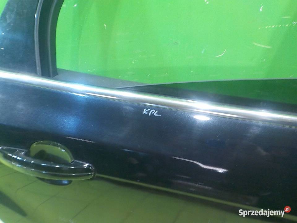 FORD FOCUS MK3 10 B 12r HB 5D drzwi prawe tyl Suków