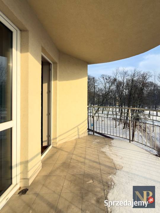 Prywatny widok na Park Duże 69m2 23 pokoje Rok budowy 2001