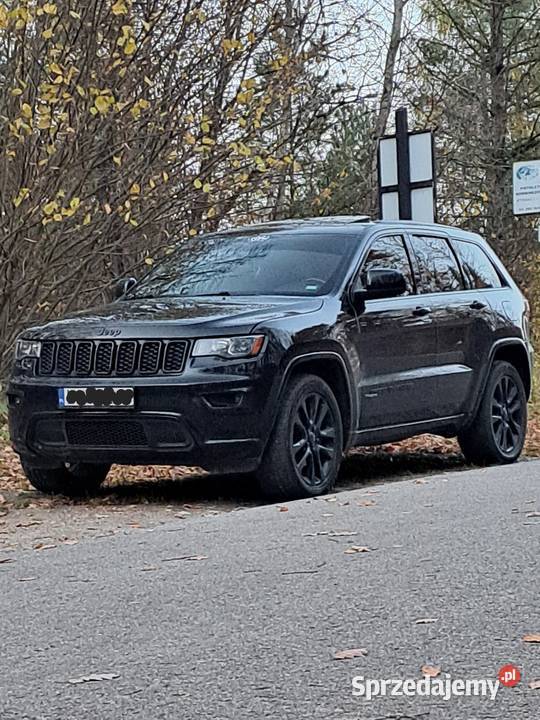 SPRZEDAM JEEP GRAND CHEROKEE WK2 Zarejestrowany w Polsce sprzedam