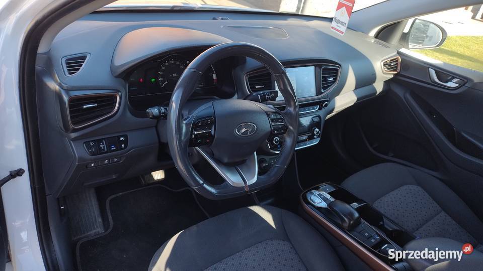 Hyundai Ioniq niski przebieg 290 zasięgu 0cm3