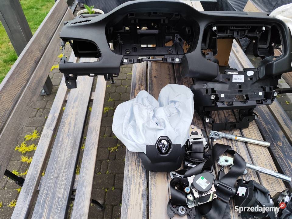 Konsola deska rozdzielcza Megane IV LIFT Białystok sprzedam