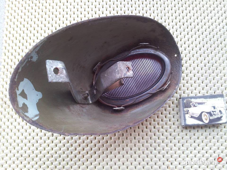 lampa Hella tylna lewaVW Kfer Garbus Oval Beetle łódzkie Bełchatów