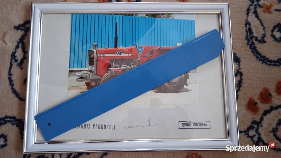 Obrazek z ciągnikiem Ursus MF275 pamiątka Lublin