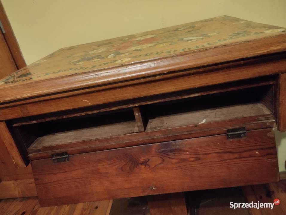 Wyjątkowy stół do prac plastycznych Mosina