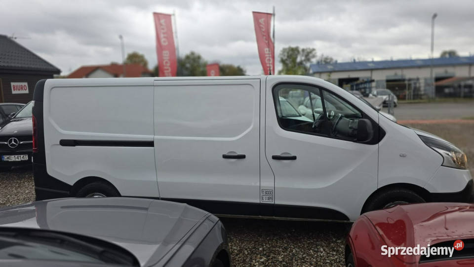 Renault Trafic Klima long navi mały przebieg Lębork