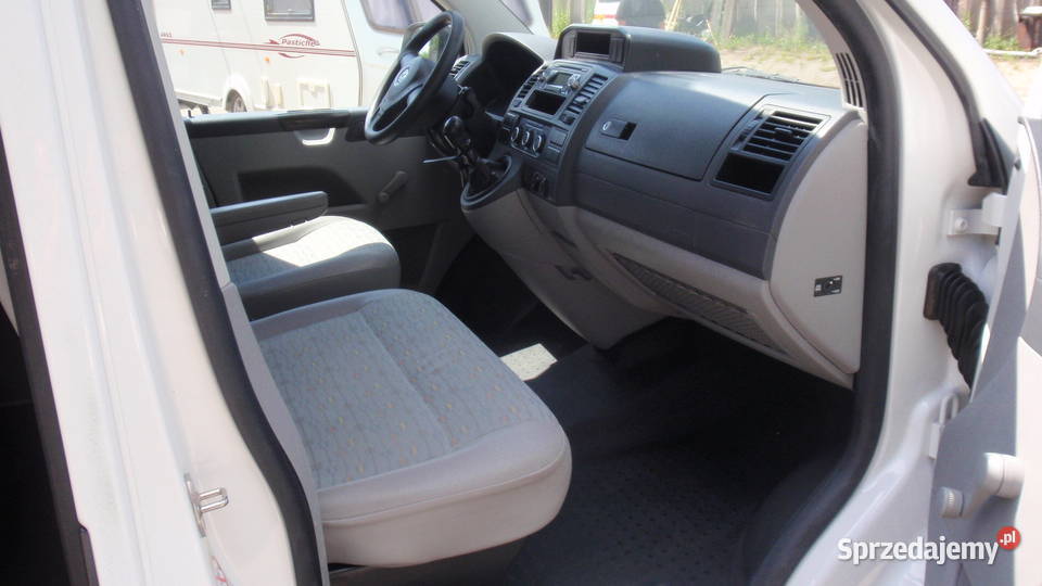 Transporter T5 klima 9osób sprowadzony aluminiowe felgi Transporter sprzedam