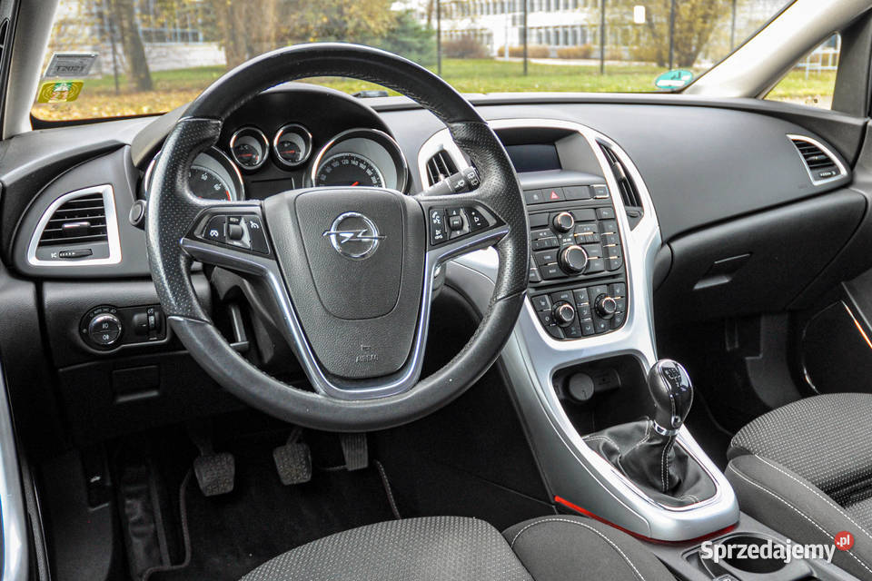 Opel Astra 16T 180 Bezwypadkowa nieuszkodzony Wrocław sprzedam