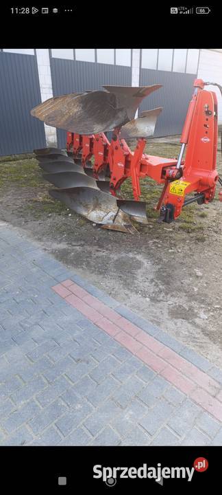 Pług Kuhn Master 102 Maszyny uprawowe Czyżew