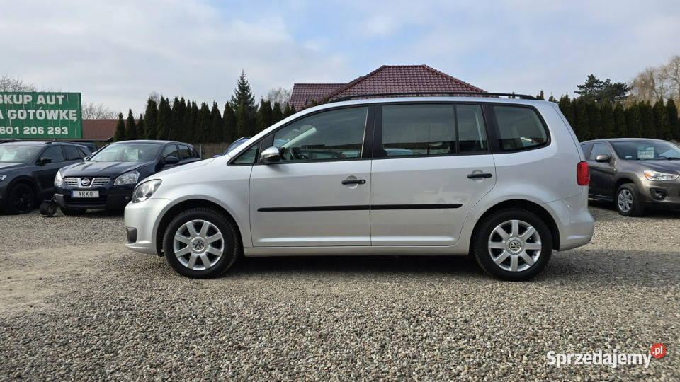 Volkswagen Touran Serwisowany 16 TDI II 20102015 Rok produkcji 2014 Zieleniewo