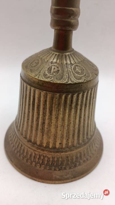 Duży dzwonek z pięknymi reliefami żółty kolor lubelskie Zamość sprzedam