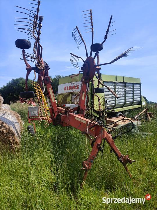 Zgrabiarka Niemeyer dwie karuzele Nowa Karczma