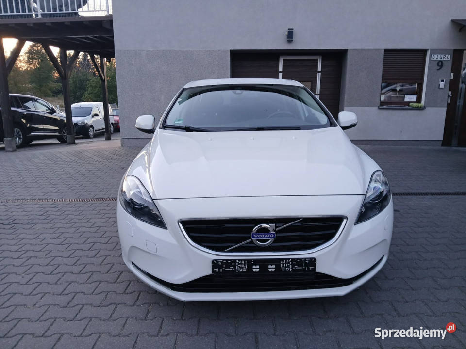 Volvo V40 16HDI alufelgi tempomat klimatronik elektryczne lusterka Gryfino