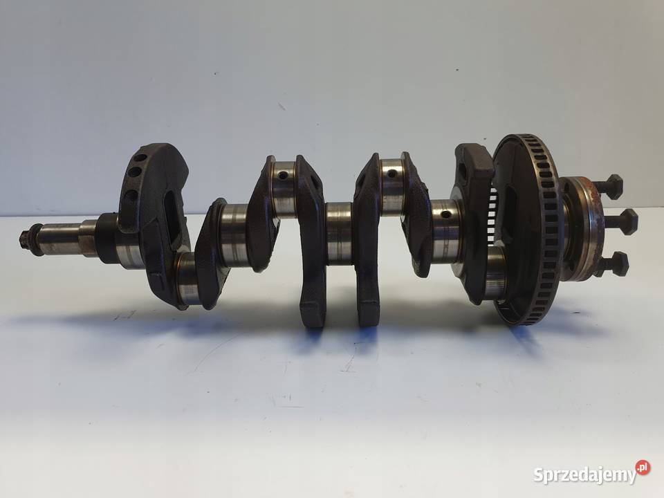 Opel Corsa D 12 16V WAŁ KORBOWY 55561959 A12XER Rudka