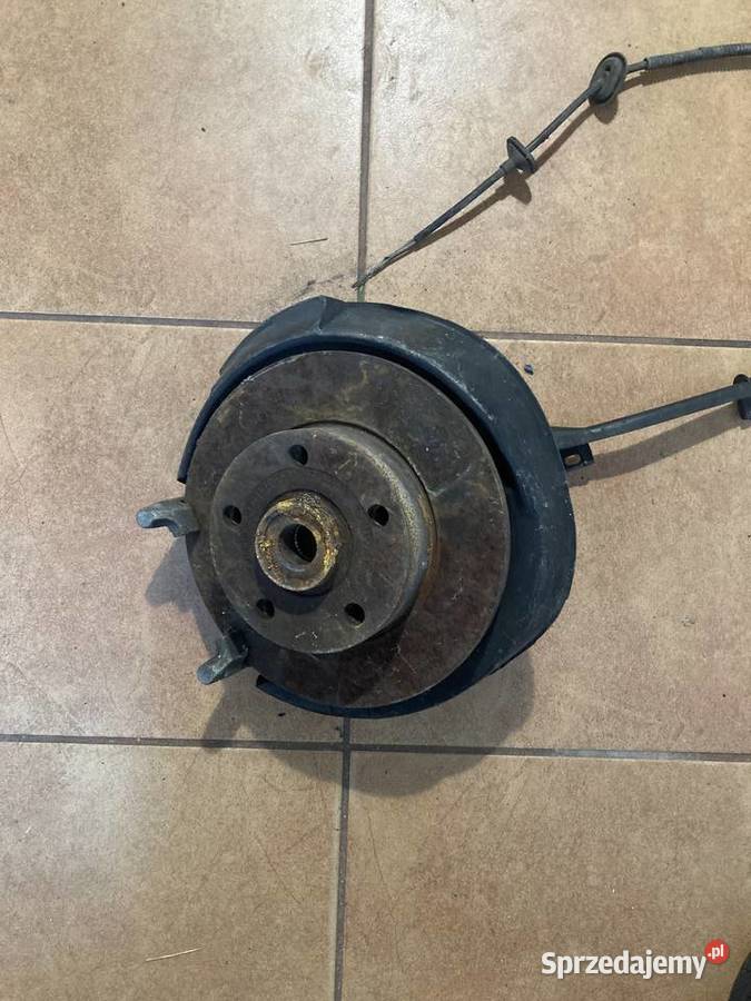 PIASTA ZWROTNICA PRAWY TYŁ AUDI A6 C5 8e0436 Rakoniewice