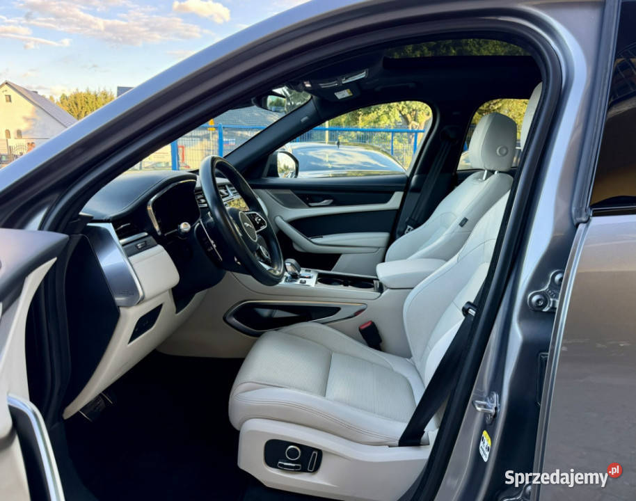 Jaguar FPACE RDynamic4x4Serwis ASOGwarancja gniazdo USB