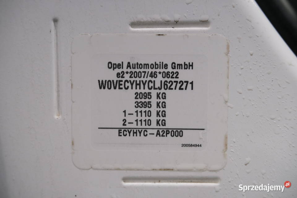 OPEL COMBO 2020 149900 ccm 102