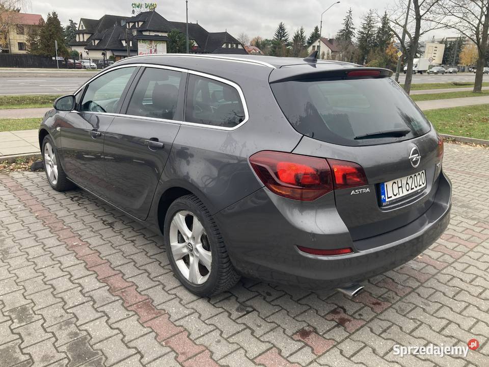 Opel Astra J 20 CDTI 165 automat Warszawa