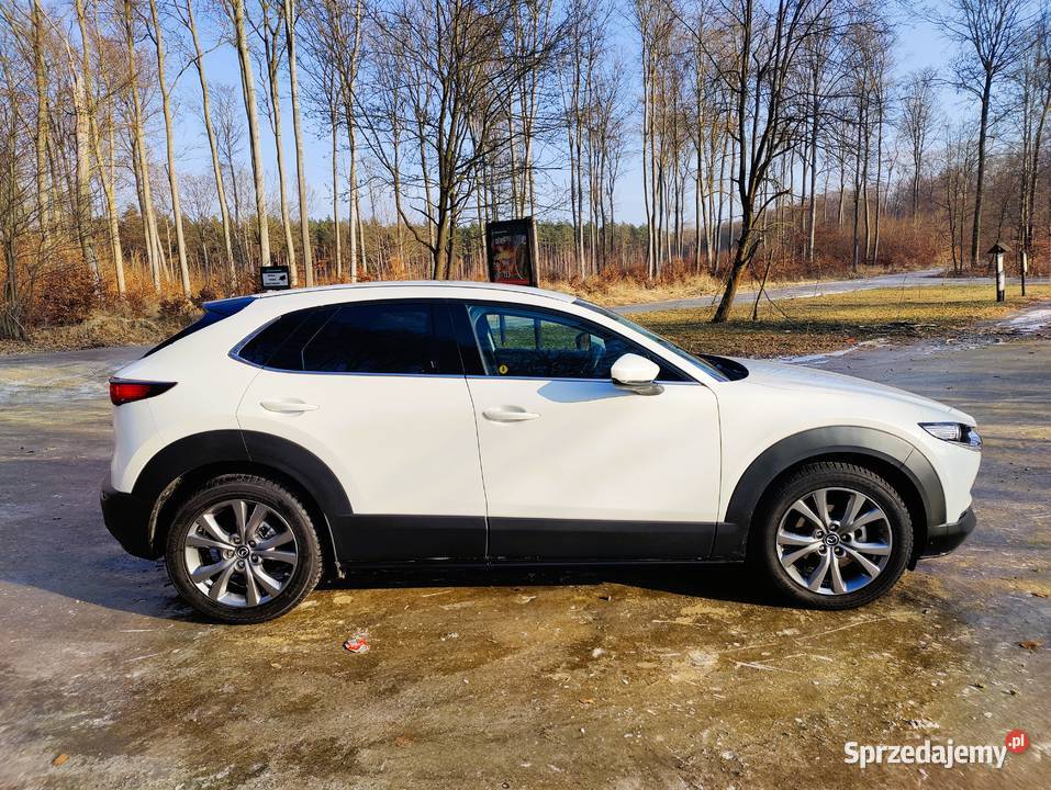 Mazda CX30 Salon ExclusiveLine AT 186 światła do jazdy dziennej CX-30