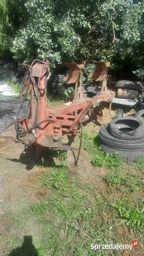 Pług 3 skibowy obrotowy