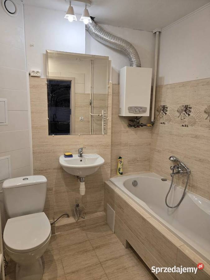 Kamienica w centrum 250 m2 piętra mieszkalne i Sprzedaż Ostrowiec Świętokrzyski sprzedam