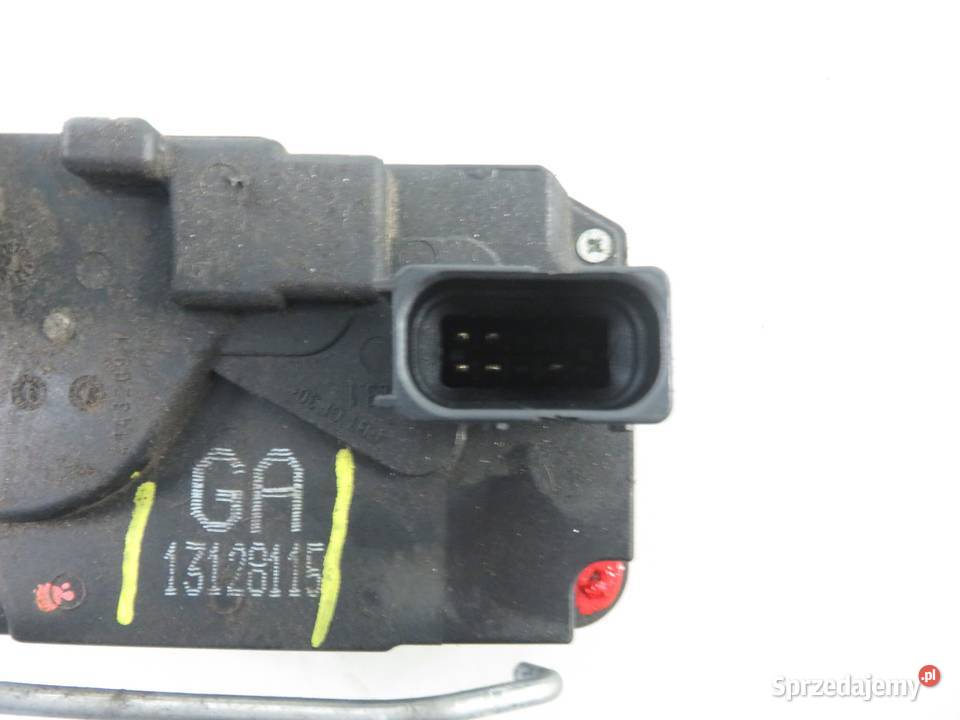 ZAMEK LEWY TYLNY OPEL ASTRA III H 13128115GA