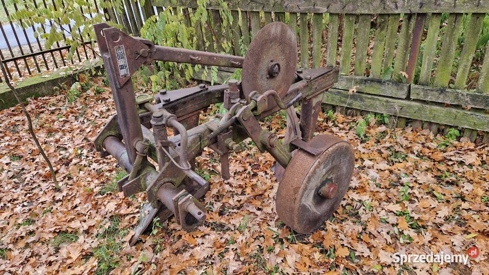 Pług 2skibowy Unia Grudziądz Białoskóry