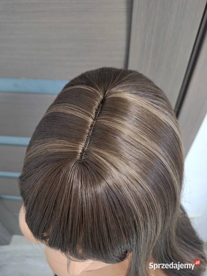 Długa peruka w kolorze szatynowym z grzywką Dla kobiet