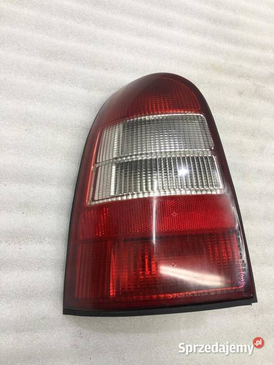 LAMPA LEWY TYŁ OPEL VECTRA B KOMBI 90585001 osobowe
