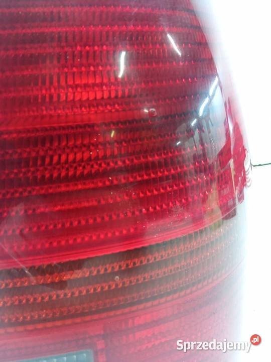 LAMPA TYŁ PRAWA KOMBI 1J9945075P VW Volkswagen
